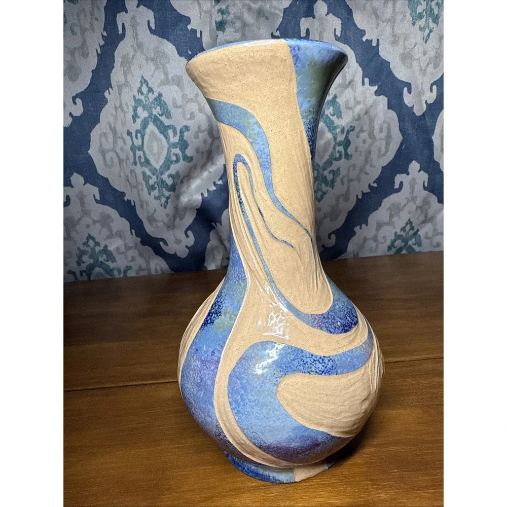 VTG‎  Jamaica Wassi Art Vase Carved Rare Pottery 9 Inches Blue/Tan Abstract 2001